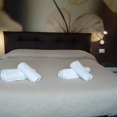 Cconforthotels R&b 3* Bari