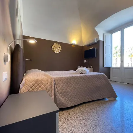 Cconforthotels Central Rooms Pensjonat