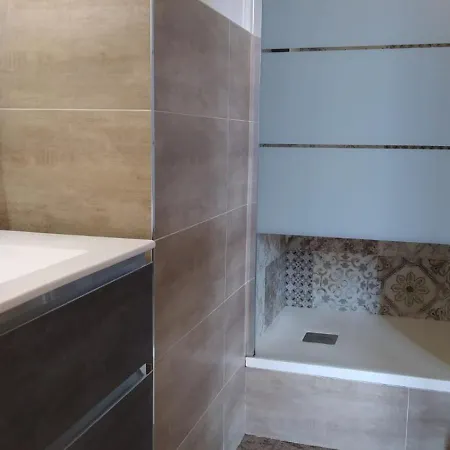 Cconforthotels R&b Bari