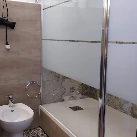 게스트하우스 Cconforthotels 3*