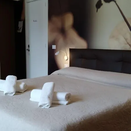 Cconforthotels Central Rooms 3*