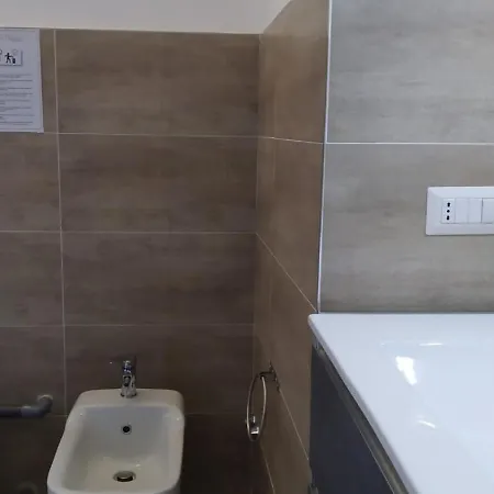 Cconforthotels Central Rooms 3* Bari