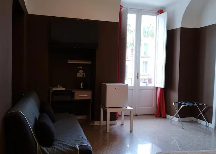 Cconforthotels Бари